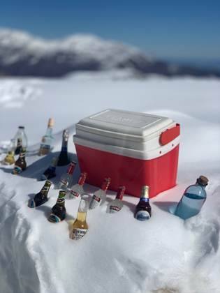 Refreshments, mountain-side